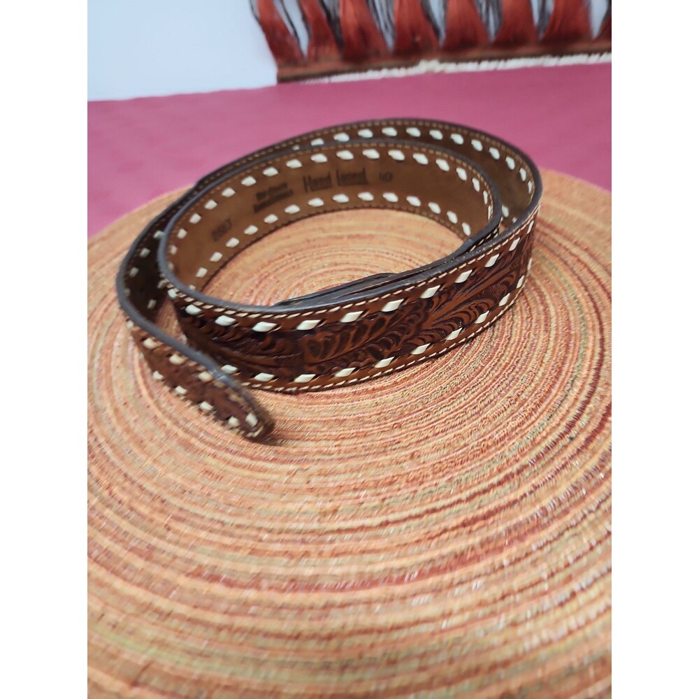 Lyntone Handlaced Tooled Top Grain Saddle Leather Belt Size 40 No Buckle Brown
